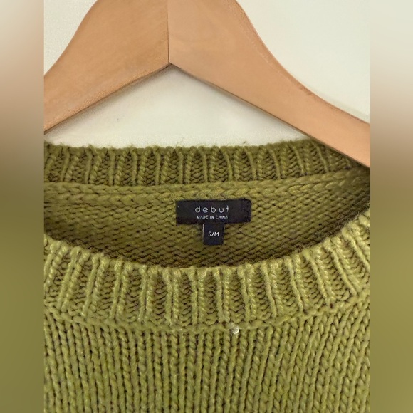 debut “Dreamer” Cropped Sweater, size medium. - Picture 6 of 7